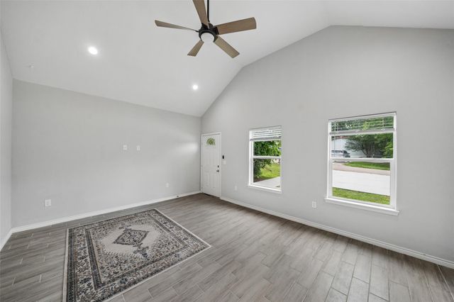 396 Westchase, Montgomery, TX 77316