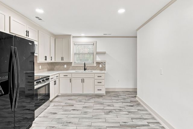 890 Irma Ct, Antioch, TN 37013