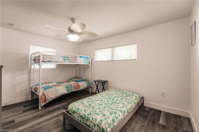 1942 Roseate LN, Sanibel, FL 33957