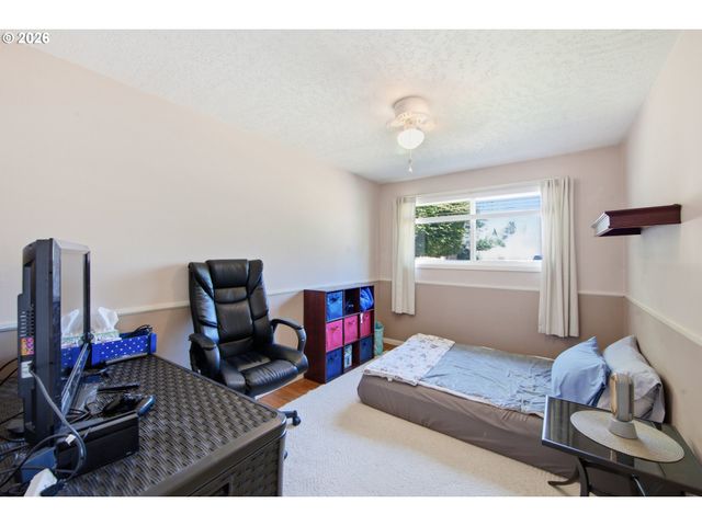6030 Se MCNARY Rd, Milwaukie, OR 97267
