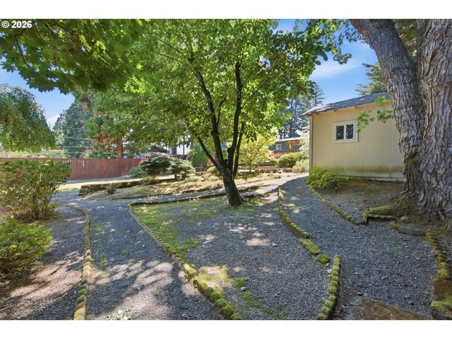 6030 Se MCNARY Rd, Milwaukie, OR 97267