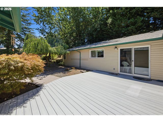 6030 Se MCNARY Rd, Milwaukie, OR 97267