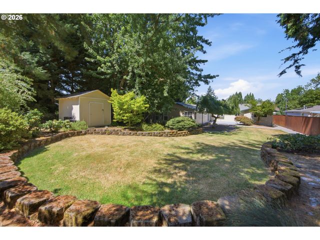 6030 Se MCNARY Rd, Milwaukie, OR 97267