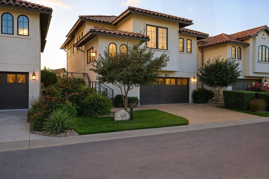 205 HONEY CREEK CT, Lakeway, TX 78738