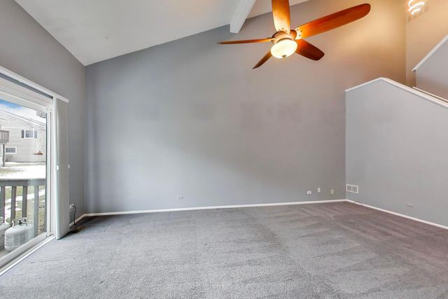 1096 PINE TREE Circle N, Buffalo Grove, IL 60089