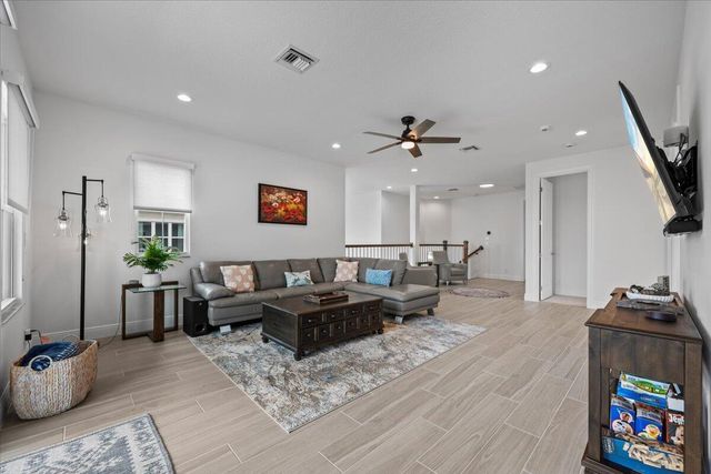 9236 Crestview Circle, Palm Beach Gardens, FL 33412