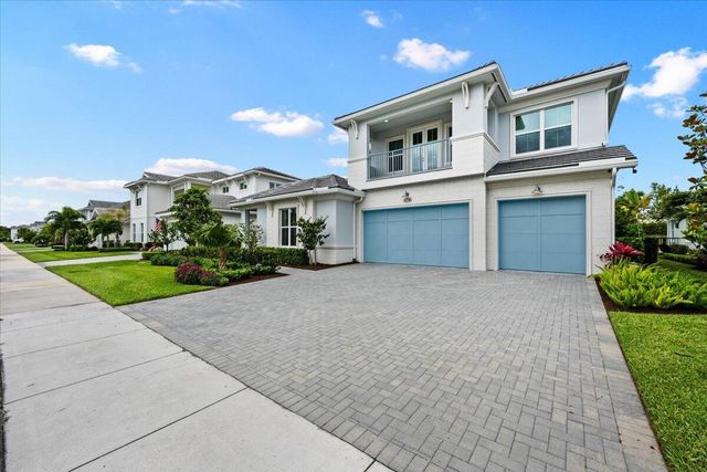 9236 Crestview Circle, Palm Beach Gardens, FL 33412