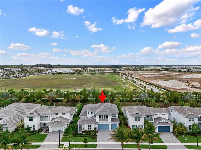 9236 Crestview Circle, Palm Beach Gardens, FL 33412