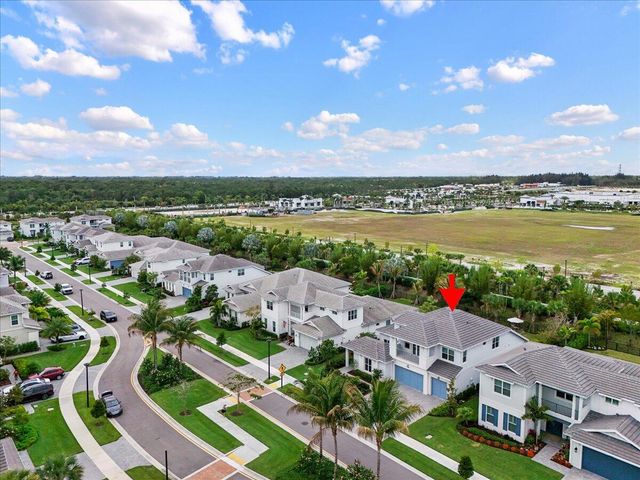 9236 Crestview Circle, Palm Beach Gardens, FL 33412