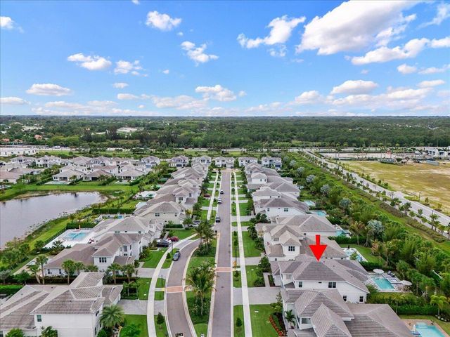 9236 Crestview Circle, Palm Beach Gardens, FL 33412