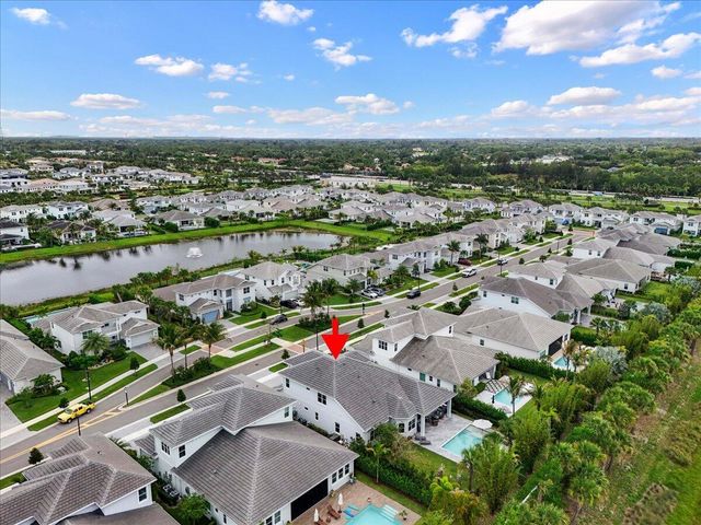 9236 Crestview Circle, Palm Beach Gardens, FL 33412
