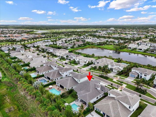 9236 Crestview Circle, Palm Beach Gardens, FL 33412