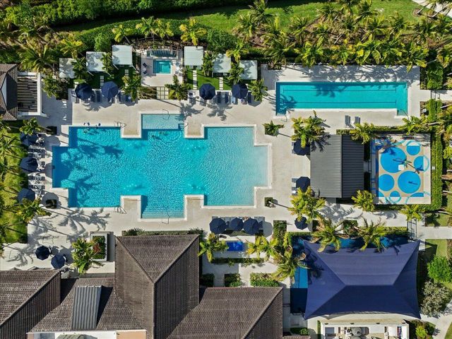9236 Crestview Circle, Palm Beach Gardens, FL 33412