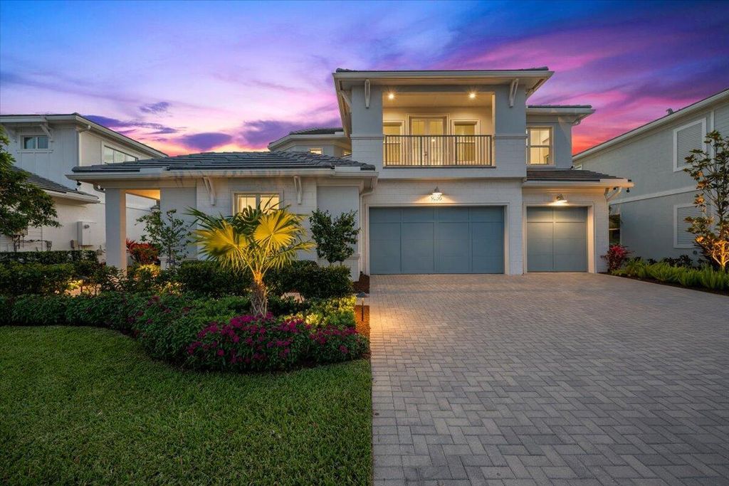 9236 Crestview Circle, Palm Beach Gardens, FL 33412
