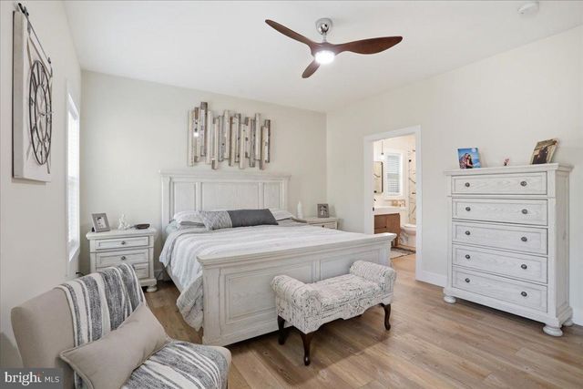 306 DOGWOOD DR, Cross Junction, VA 22625