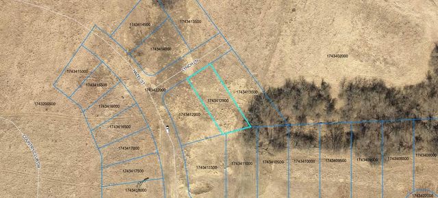 213 Lynch Lane, Pella, IA 50219