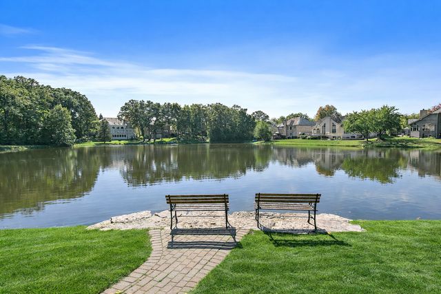 1548 Wood Creek Trail, Bartlett, IL 60103