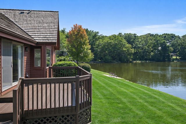 1548 Wood Creek Trail, Bartlett, IL 60103