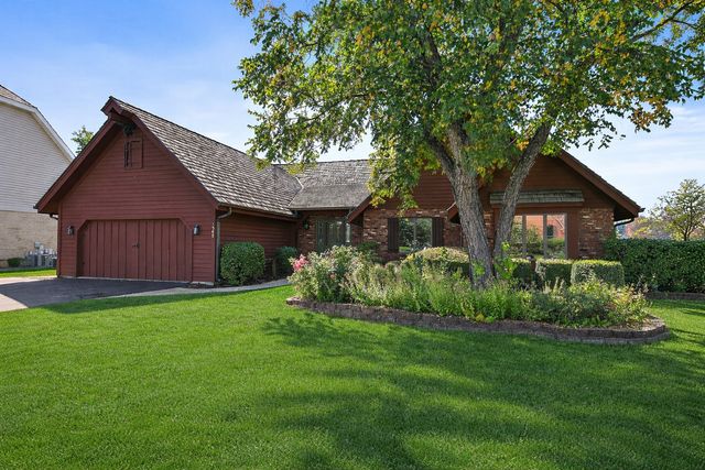 1548 Wood Creek Trail, Bartlett, IL 60103