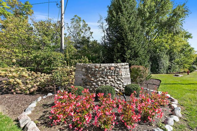 1548 Wood Creek Trail, Bartlett, IL 60103