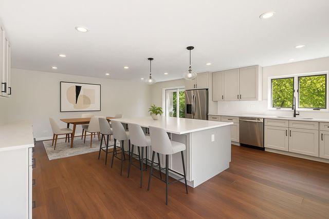 1548 Wood Creek Trail, Bartlett, IL 60103