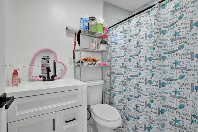 11751 SW 168th Ter, Miami, FL 33177