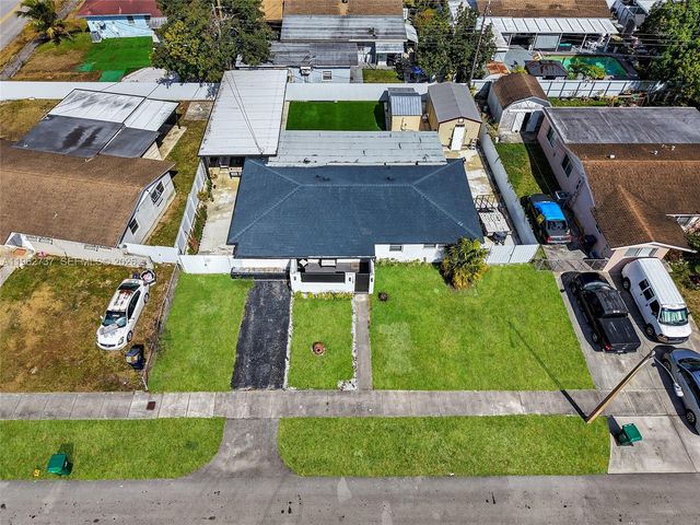 11751 SW 168th Ter, Miami, FL 33177