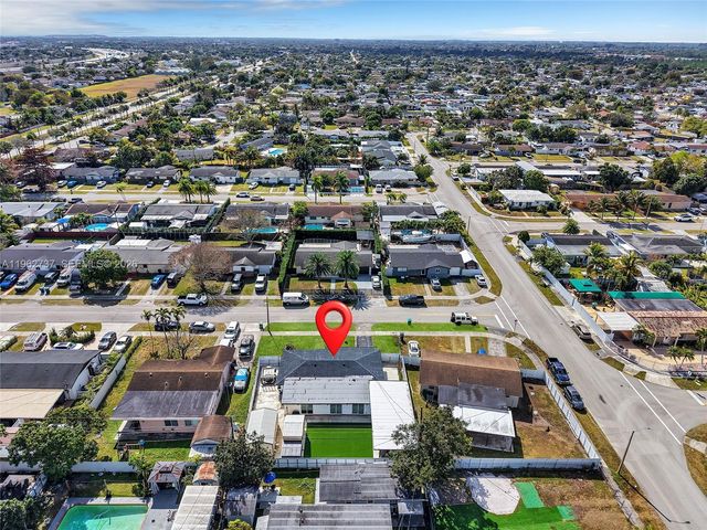 11751 SW 168th Ter, Miami, FL 33177