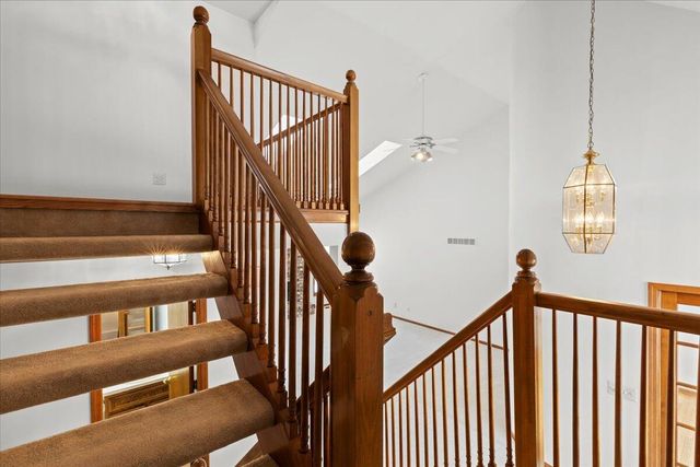 2126 Kennedy Drive, Rochester Hills, MI 48309