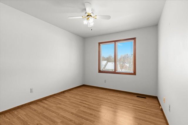 2126 Kennedy Drive, Rochester Hills, MI 48309