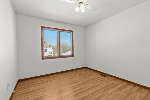 2126 Kennedy Drive, Rochester Hills, MI 48309