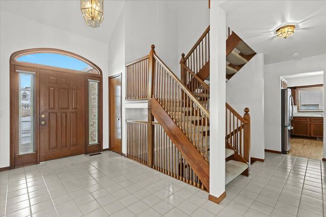 2126 Kennedy Drive, Rochester Hills, MI 48309