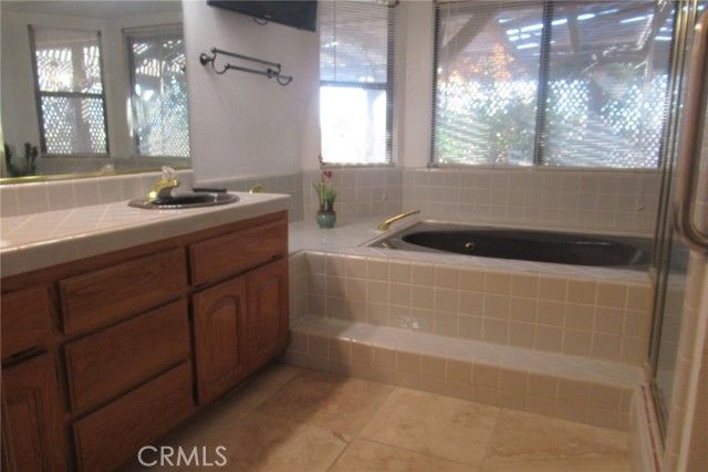 16035 Venango, Apple Valley, CA 92307