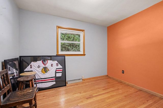 612 S Jackson Boulevard, Chesterton, IN 46304