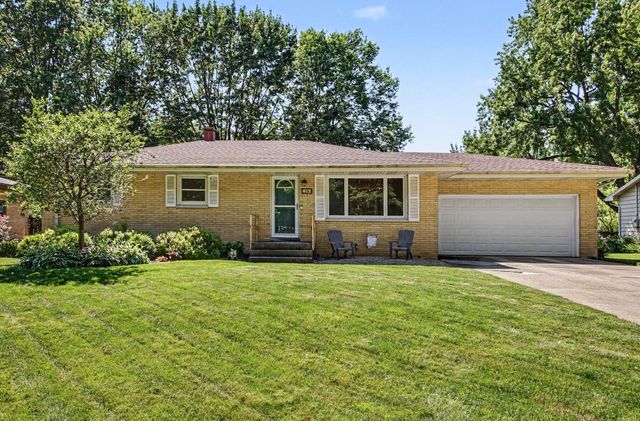 612 S Jackson Boulevard, Chesterton, IN 46304
