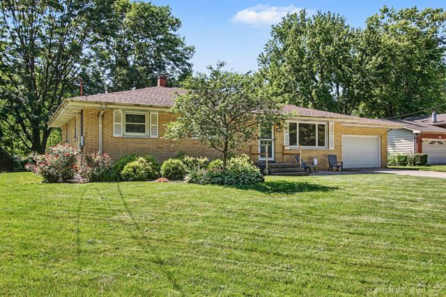 612 S Jackson Boulevard, Chesterton, IN 46304