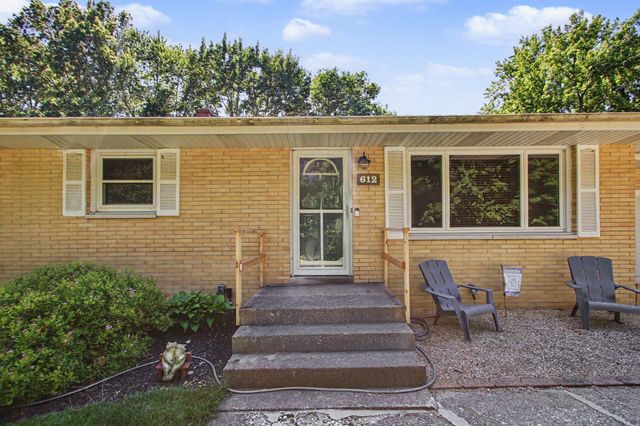 612 S Jackson Boulevard, Chesterton, IN 46304