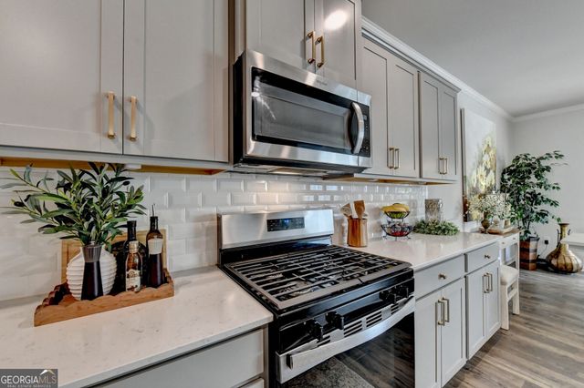 4027 Peregrine Way, Gainesville, GA 30506
