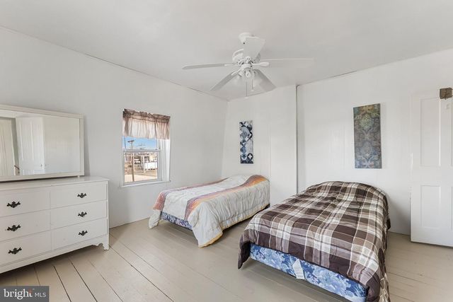 1061 WEST AVE, Ocean City, NJ 08226