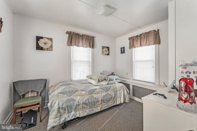 1061 WEST AVE, Ocean City, NJ 08226