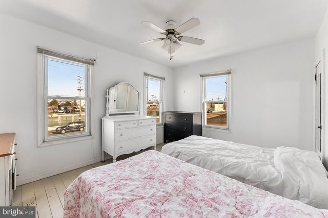 1061 WEST AVE, Ocean City, NJ 08226