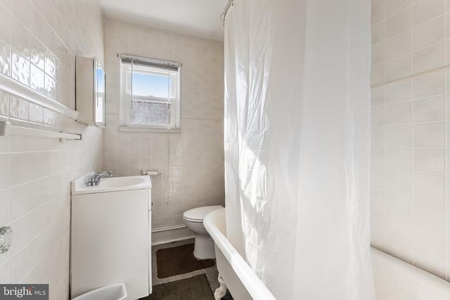 1061 WEST AVE, Ocean City, NJ 08226