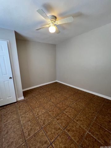 319 Harding Pl Unit 2, San Antonio, TX 78203