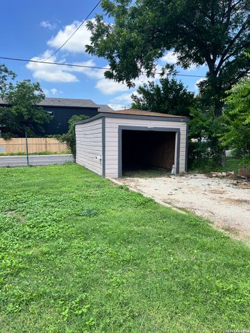 319 Harding Pl Unit 2, San Antonio, TX 78203
