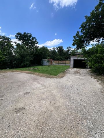 319 Harding Pl Unit 2, San Antonio, TX 78203
