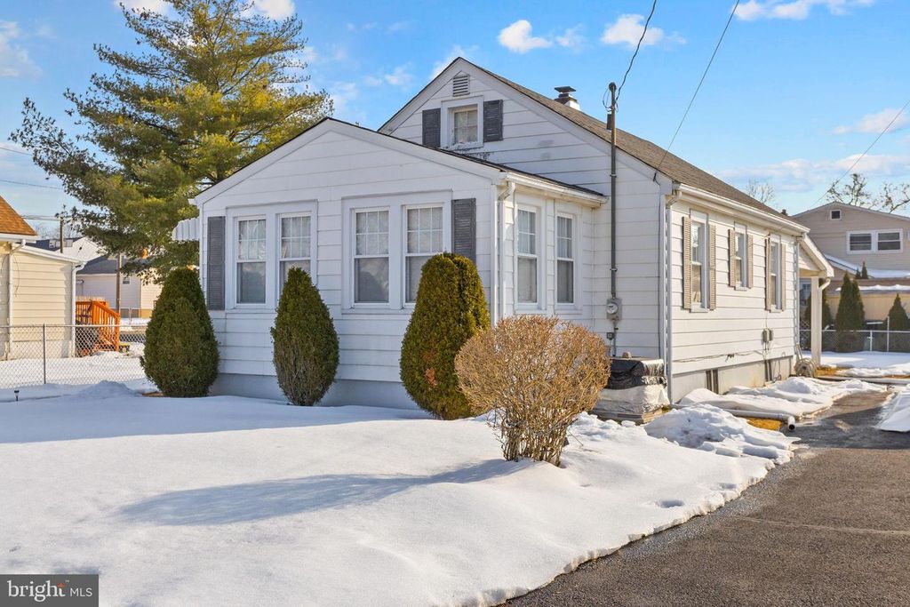 187 BERG, Hamilton, NJ 08610