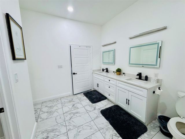 2902 Jim Street, Dallas, TX 75212