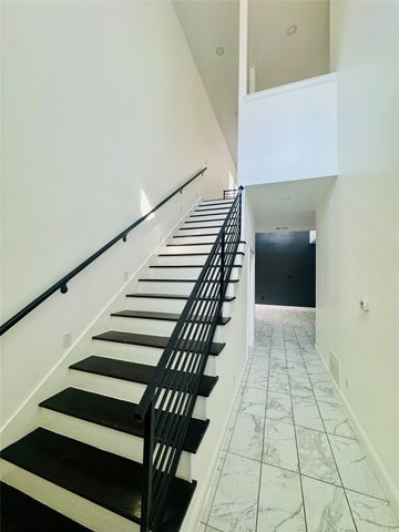 2902 Jim Street, Dallas, TX 75212