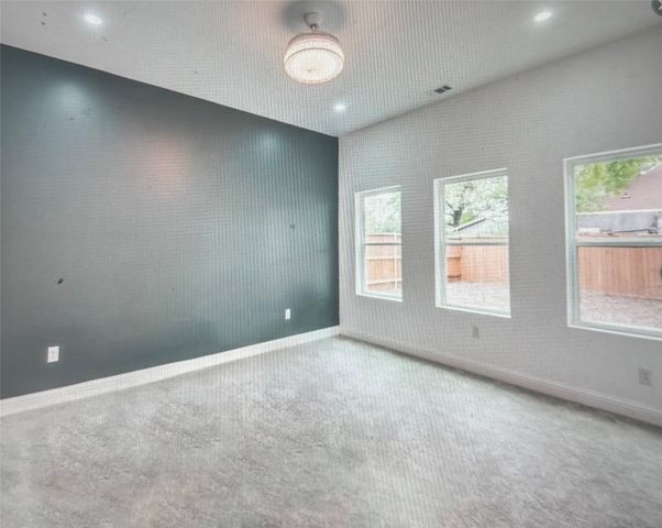 2902 Jim Street, Dallas, TX 75212