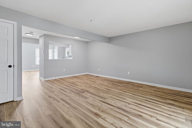 4 BLUE SPIRE CIR, Baltimore, MD 21220